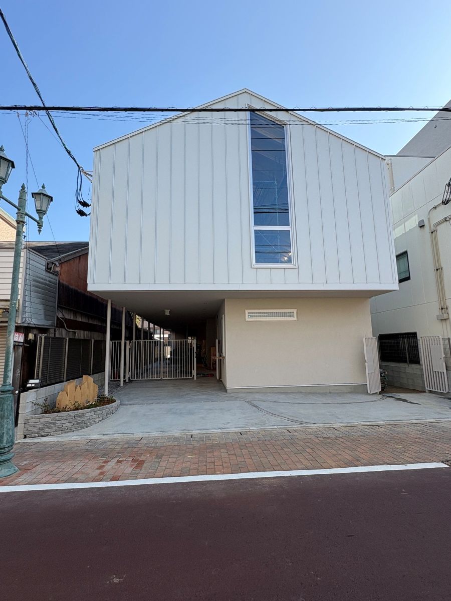 R8年4月移転新園舎