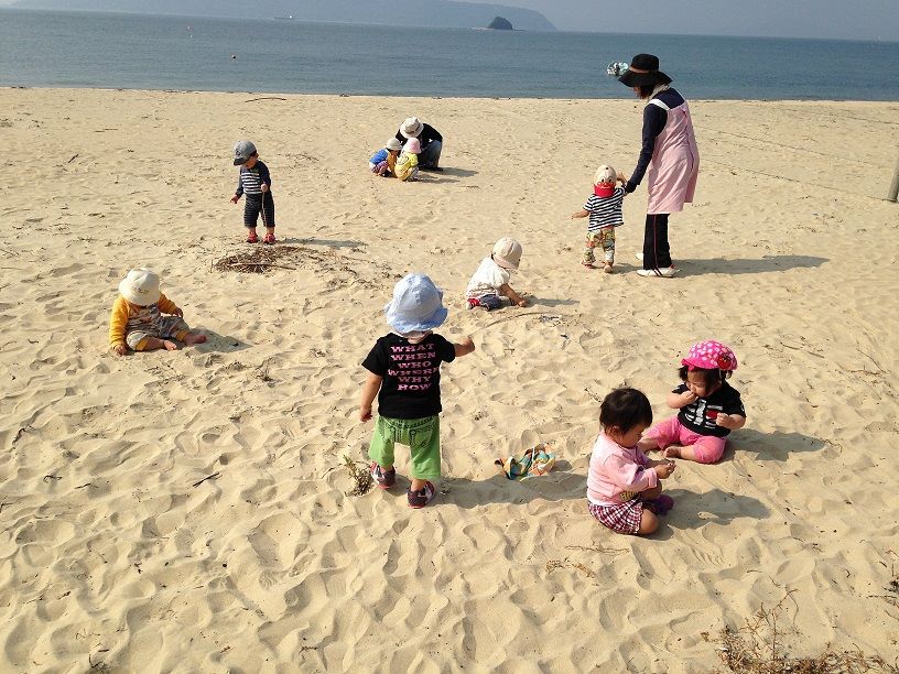 園の目の前は海