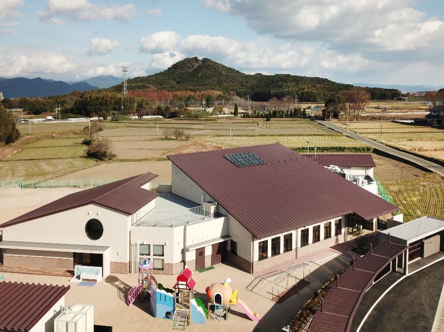 自然に囲まれた保育園